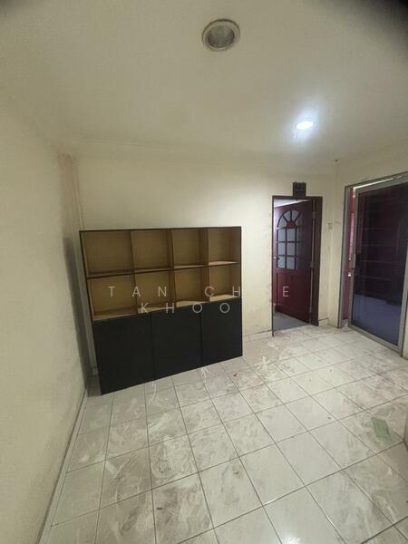 Shop / Office for Rent in Kampung Kenangan Dato Onn (Batu Pahat) - Tan Chee Khoon - Interior - PropertyGuru.com.my