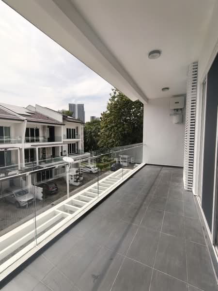 Scenaria @ North Kiara Hills untuk Untuk Disewa - RM 12,000 /bulan, Apr 2026 - Balcony - PropertyGuru.com.my