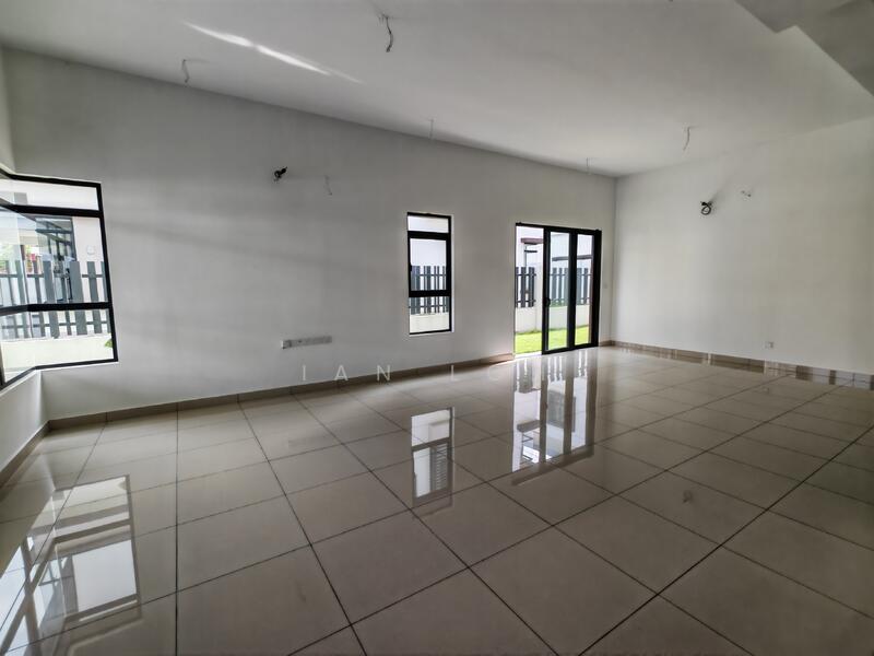 Semi-Detached House for Sale in Kajang (Selangor) - Ian Loh - Living Room - PropertyGuru.com.my