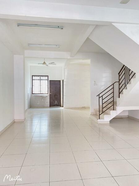 2-storey Terraced House for Sale in Taman Scientex Senai (Senai) - Joan Sin - Interior - PropertyGuru.com.my
