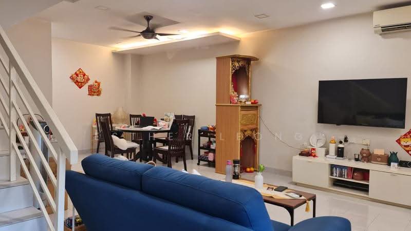 2-storey Terraced House for Sale in Kota Kemuning (Shah Alam) - Esther Leong - Living Room - PropertyGuru.com.my