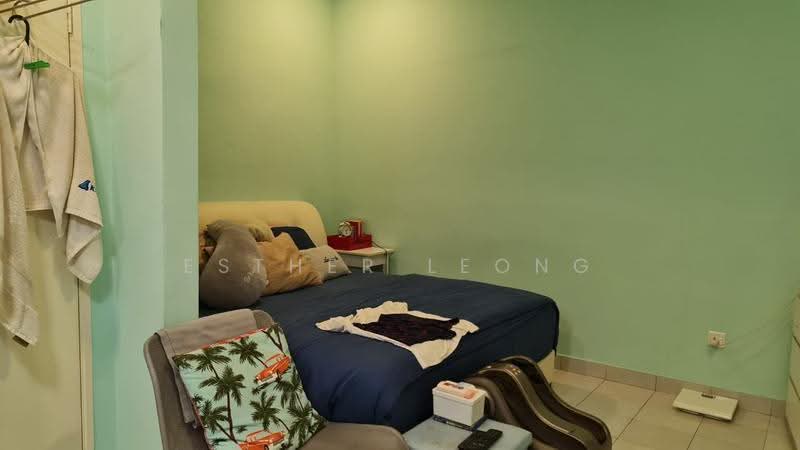 2-storey Terraced House for Sale in Kota Kemuning (Shah Alam) - Esther Leong - Bedroom - PropertyGuru.com.my