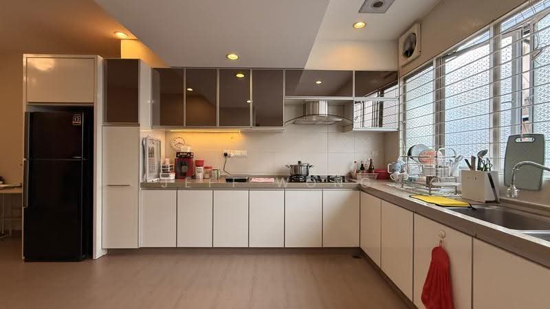 2-storey Terraced House for Sale in Seri Utama Damansara (Kota Damansara) - Jeff Wong - Kitchen - PropertyGuru.com.my