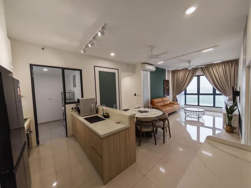 Kediaman Servis untuk Dijual di Sunway Belfield - Trevor Chai - Living Room - PropertyGuru.com.my