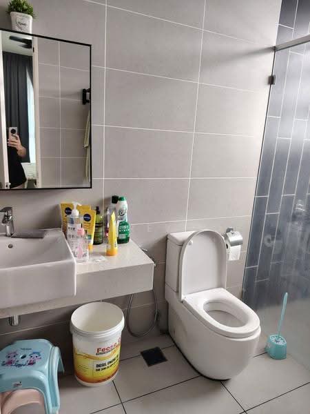Kediaman Servis untuk Disewa di The Cruise Residence - Jeffrey Yap - Bathroom - PropertyGuru.com.my