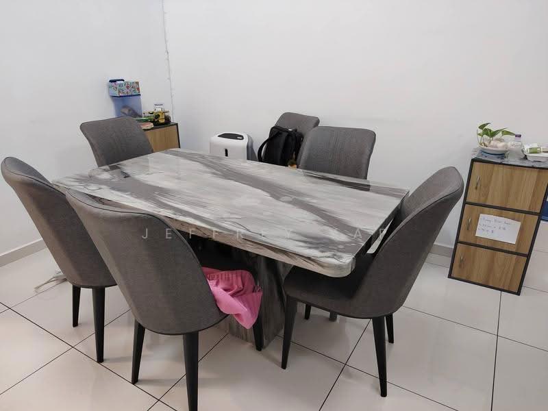 Kediaman Servis untuk Disewa di The Cruise Residence - Jeffrey Yap - Dining Room - PropertyGuru.com.my