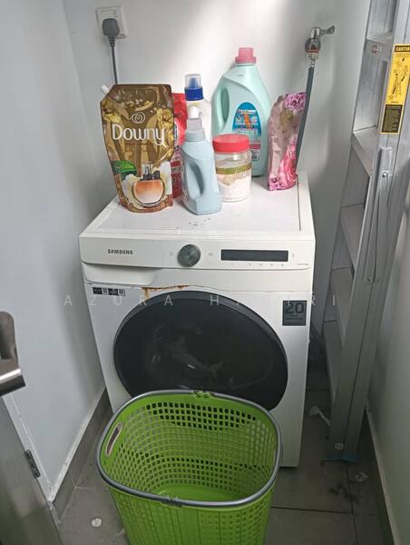 Service Residence for Rent at The Birch - Azura Hariri - Washing Machine - PropertyGuru.com.my