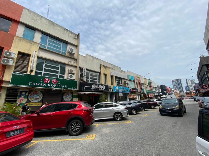 Kedai / Pejabat untuk Disewa di Kuchai Business Park (Kuala Lumpur) - Andrea Chia - Exterior - PropertyGuru.com.my