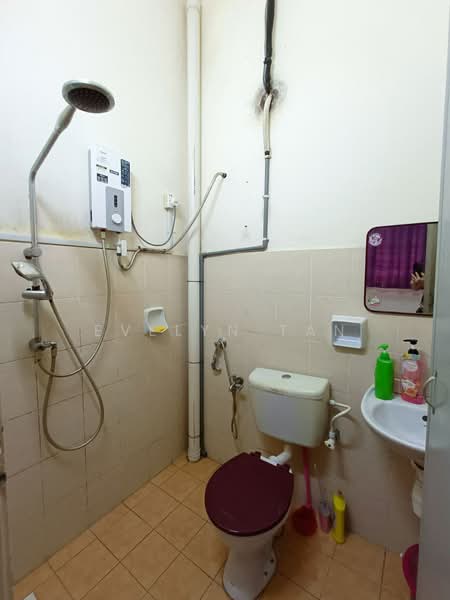 Taman Sierra Perdana untuk Untuk Dijual - RM 480,000, Mac 2026 - Bathroom - PropertyGuru.com.my