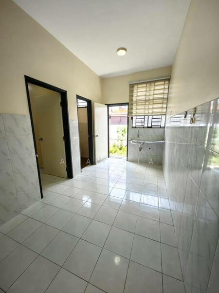 2-storey Terraced House for Sale in Nusa Bayu (Iskandar Puteri (Nusajaya)) - Alan Tia - Kitchen - PropertyGuru.com.my