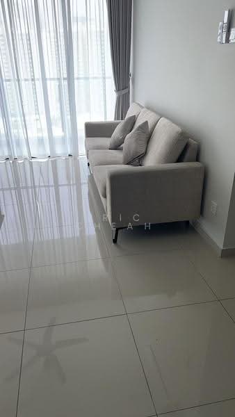 Kondominium untuk Disewa di Golden Triangle 2 - Eric Cheah - Living Room - PropertyGuru.com.my
