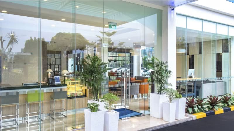 Hotel / Resort untuk Dijual di Kuala Lumpur (Kuala Lumpur) - Paul Chin - Entrance - PropertyGuru.com.my