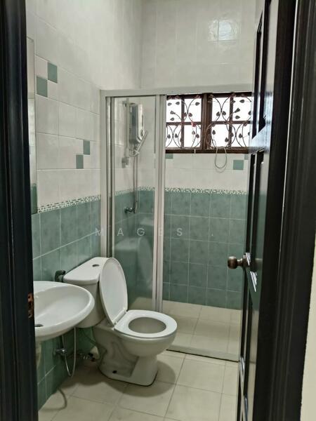 Bungalow for Sale in Taman Taming Maju (Cheras) - Mages . - Bathroom - PropertyGuru.com.my