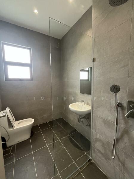 Untuk Disewa - Cora @ Eco Ardence