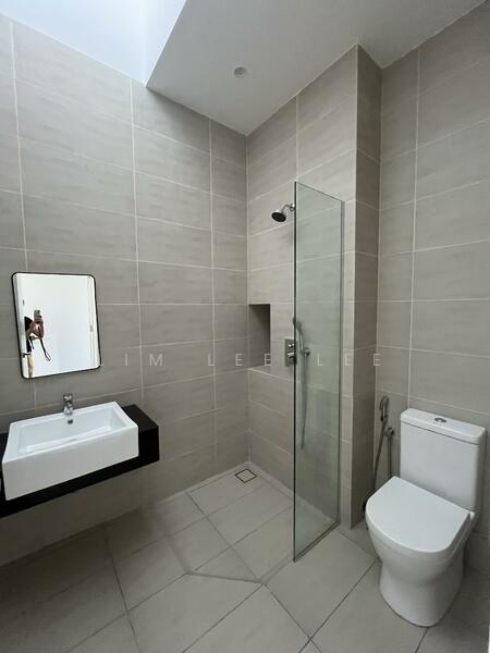 Untuk Disewa - Cora @ Eco Ardence