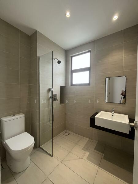 Untuk Disewa - Cora @ Eco Ardence