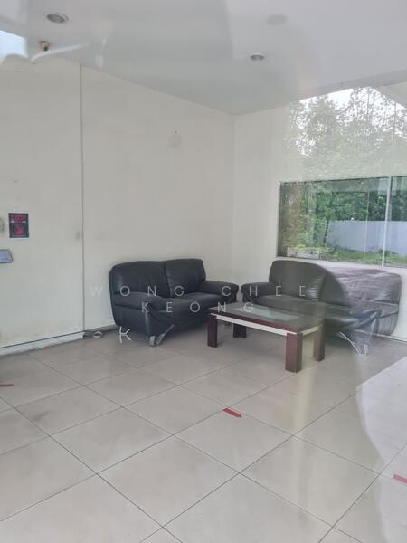 Detached Factory for Rent in Seksyen 2, Taman Kinrara (Puchong) - Wong Chee Keong - Living Room - PropertyGuru.com.my