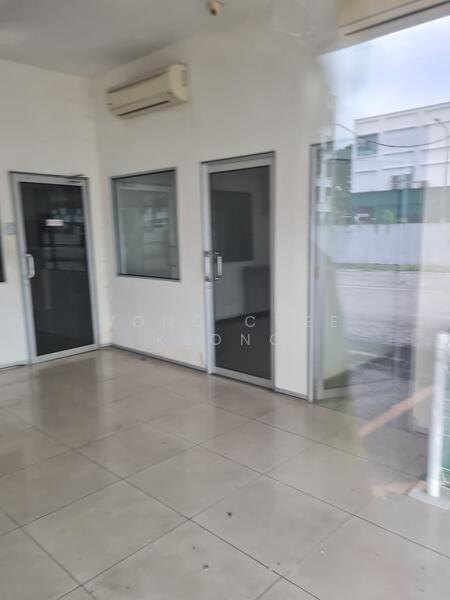 Detached Factory for Rent in Seksyen 2, Taman Kinrara (Puchong) - Wong Chee Keong - Entrance - PropertyGuru.com.my