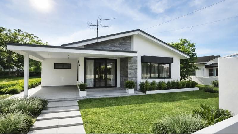 Bungalow House untuk Dijual di Taman Golf (Ipoh) - Dr Sr Tham KW - Exterior - PropertyGuru.com.my