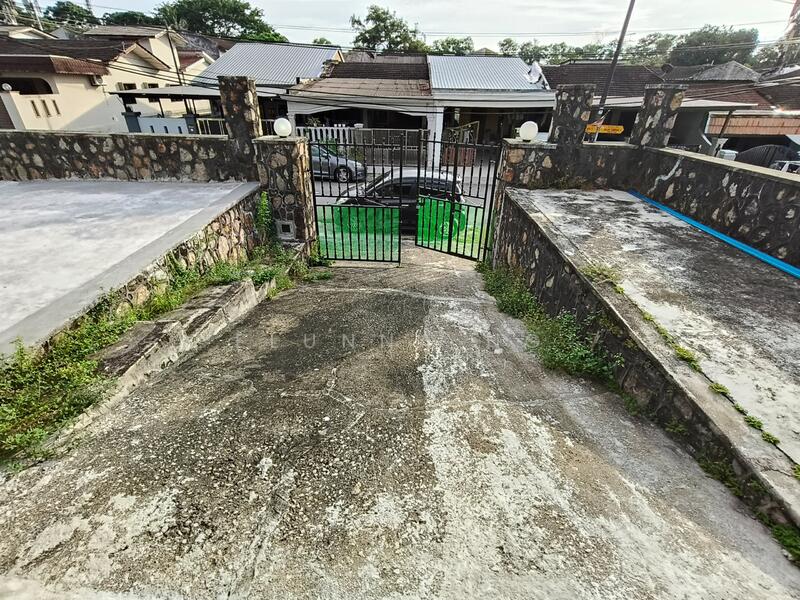 For Sale - Seri Zamrud