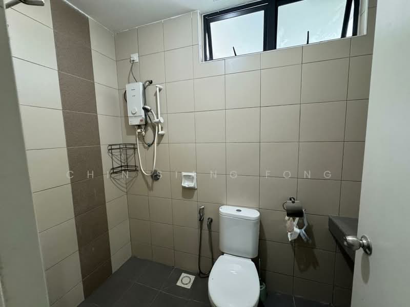 Apartment for Rent at Pangsapuri Peringgit Permai - Chin Siang Fong - Bathroom - PropertyGuru.com.my