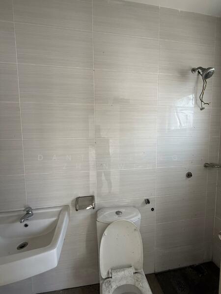 3-storey Terraced House for Sale in Semenyih (Selangor) - Dante Leong Zhenwen - Bathroom - PropertyGuru.com.my