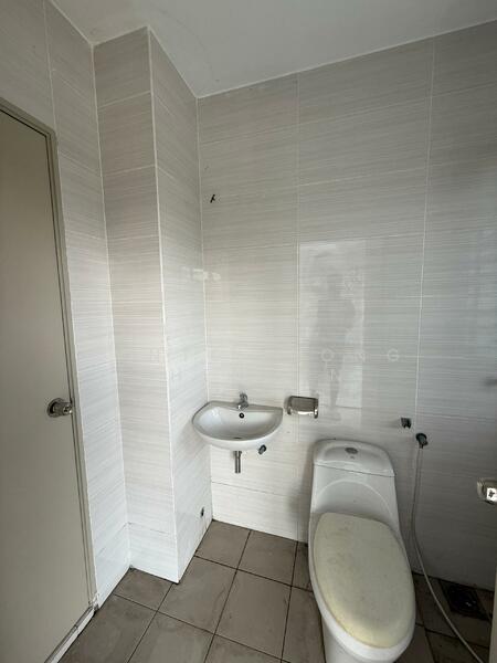 3-storey Terraced House for Sale in Semenyih (Selangor) - Dante Leong Zhenwen - Bathroom - PropertyGuru.com.my