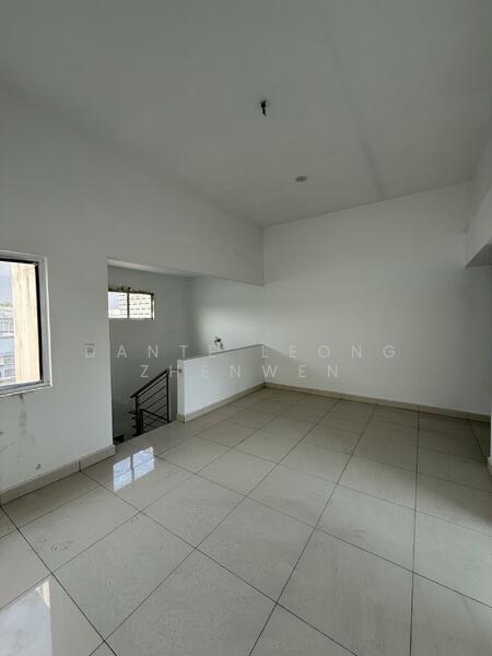 3-storey Terraced House for Sale in Semenyih (Selangor) - Dante Leong Zhenwen - Interior - PropertyGuru.com.my