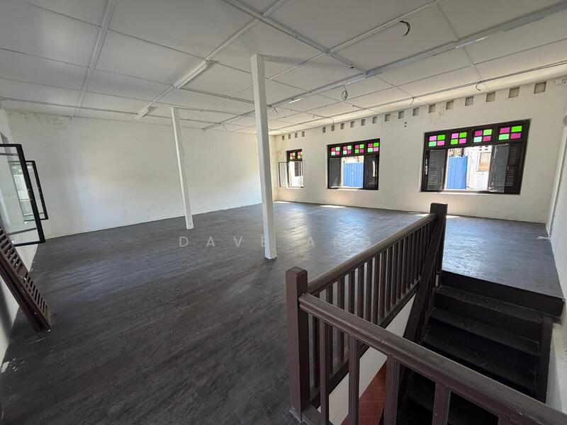 For Rent - Commercial shop off Chulia street