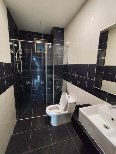 Service Residence for Rent at D'Inspire Residence (Inspira Bestari) - Mandy Goh Siew Li - Bathroom - PropertyGuru.com.my