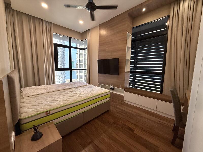Setia V Residences untuk Untuk Disewa - RM 5,000 /bulan, Mac 2026 - Bedroom - PropertyGuru.com.my