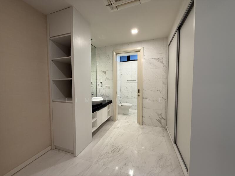 Setia V Residences untuk Untuk Disewa - RM 5,000 /bulan, Mac 2026 - Bathroom - PropertyGuru.com.my