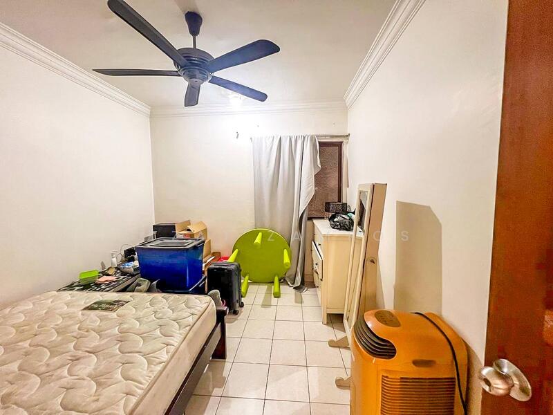 Condominium for Sale at Palm Spring @ Damansara - Izzat Zamros - Bedroom - PropertyGuru.com.my