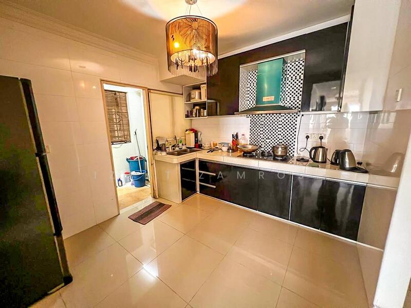 Condominium for Sale at Palm Spring @ Damansara - Izzat Zamros - Kitchen - PropertyGuru.com.my