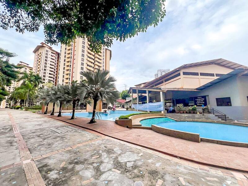Condominium for Sale at Palm Spring @ Damansara - Izzat Zamros - Exterior - PropertyGuru.com.my