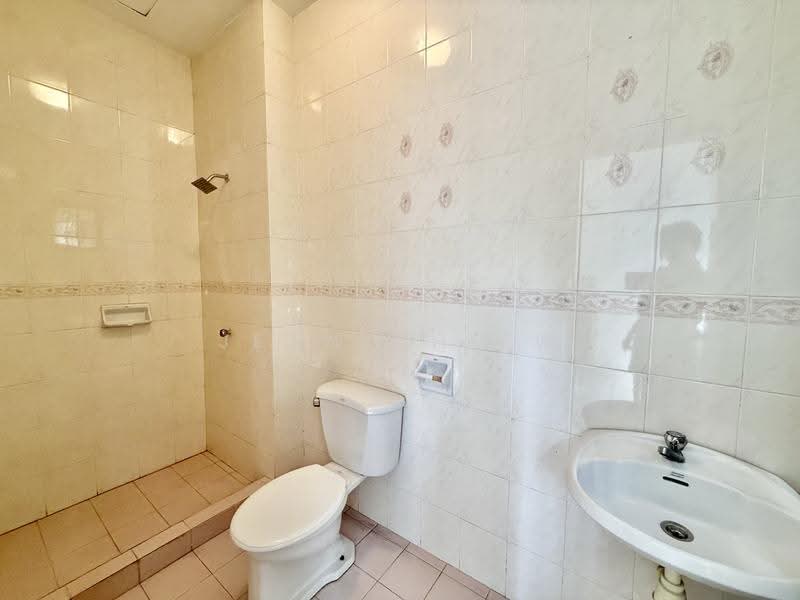 Condominium for Rent at Wickham Residence - Jean Chiew - Bathroom - PropertyGuru.com.my