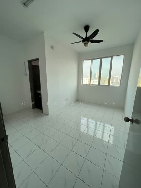 Pangsapuri untuk Dijual di The Rise Collection 2 (Chelliah Park City) - Cy Issac Lee - Interior - PropertyGuru.com.my