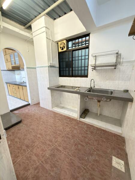 Villa Sri Melati untuk Untuk Dijual - RM 248,000, Feb 2026 - Kitchen - PropertyGuru.com.my