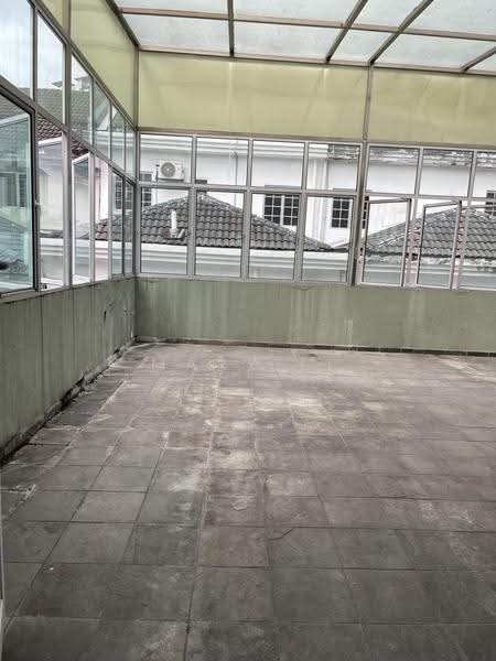 Terraced House for Sale in BANDAR PUCHONG JAYA (Puchong) - Mary Li - Balcony - PropertyGuru.com.my
