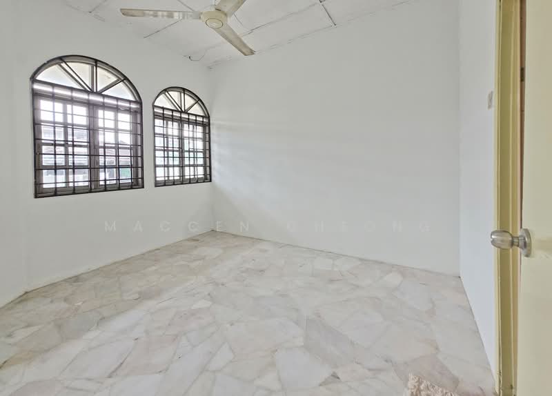 1-storey Terraced House for Sale in Seksyen 28, Taman Alam Megah (Shah Alam) - Maccen Cheong - Interior - PropertyGuru.com.my