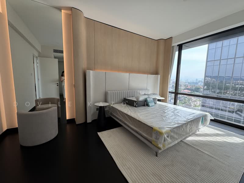 Service Residence for Sale at Crown Residences @ Pavilion Damansara Heights - Dovile Kazokeviciute - Bedroom - PropertyGuru.com.my