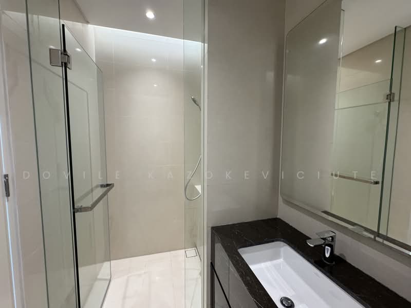 Service Residence for Sale at Crown Residences @ Pavilion Damansara Heights - Dovile Kazokeviciute - Bathroom - PropertyGuru.com.my