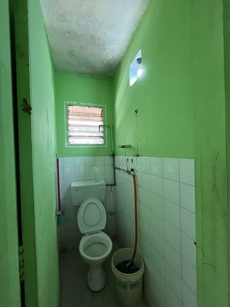 Rumah Teres 1 Tingkat untuk Dijual di SS2 (Petaling Jaya) - Gken Wong - Bathroom - PropertyGuru.com.my