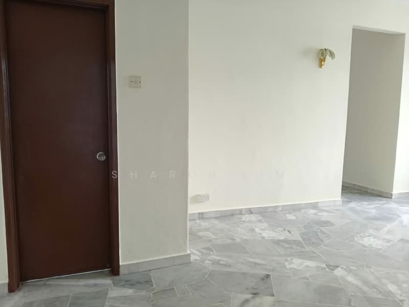 Pangsapuri untuk Disewa di Subang Perdana Goodyear Court 10 - Sharon Lim - living room - PropertyGuru.com.my