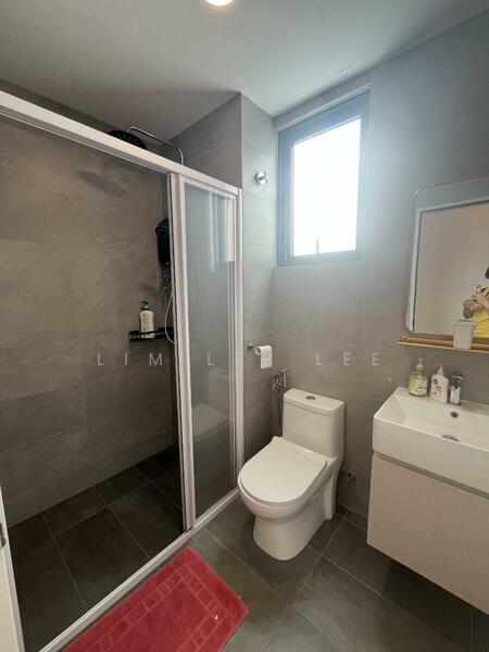 Service Residence for Rent at SUNSURIA FORUM SERVICED APARTMENT - Lim Lee Lee - Bathroom - PropertyGuru.com.my