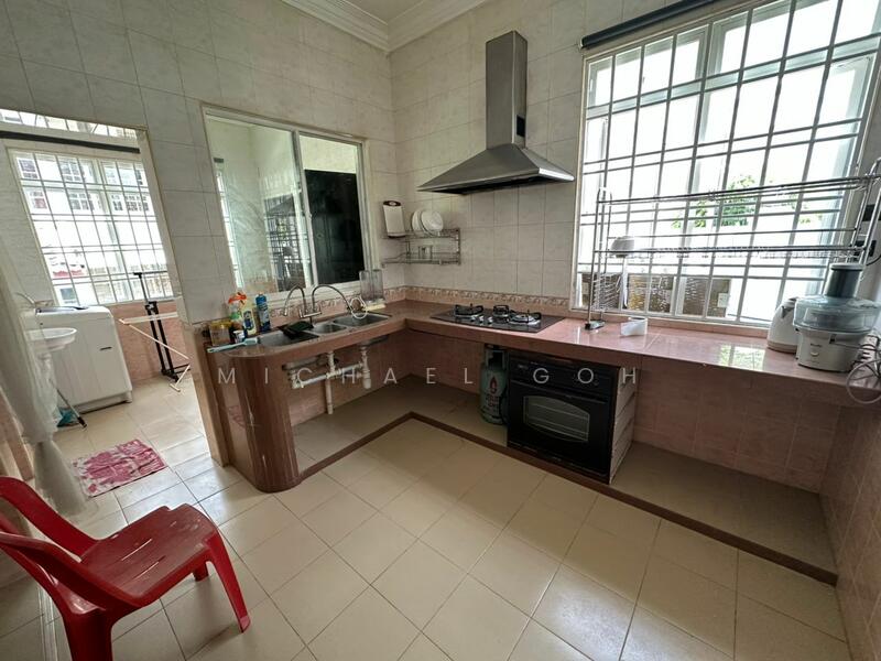 Jalan Undan Taman Perling untuk Untuk Disewa - RM 3,200 /bulan, Feb 2026 - Kitchen - PropertyGuru.com.my