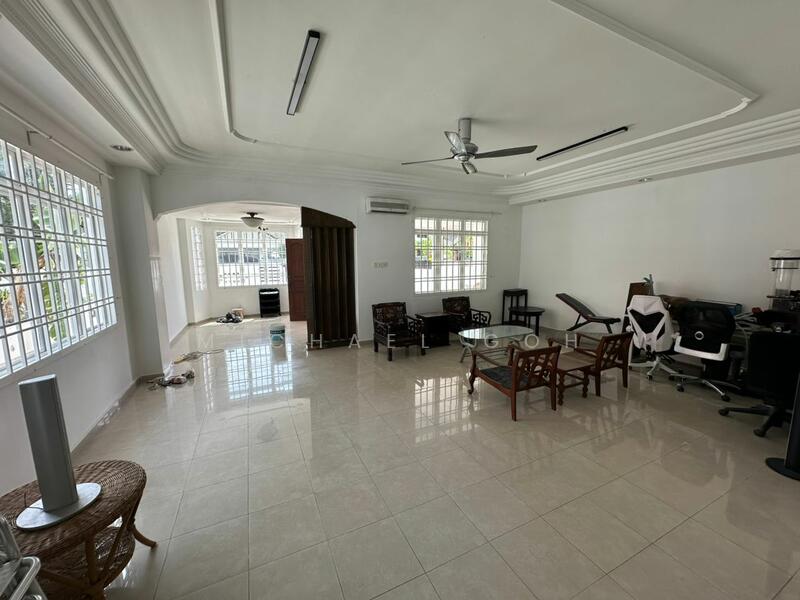 Jalan Undan Taman Perling untuk Untuk Disewa - RM 3,200 /bulan, Feb 2026 - Living Room - PropertyGuru.com.my