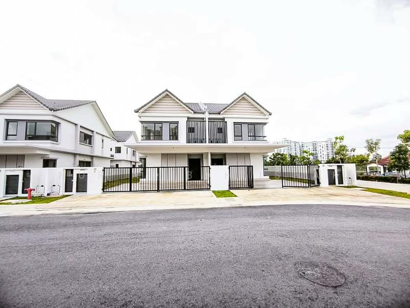 Rumah Berkembar untuk Dijual di Cyber 10 (Cyberjaya) - Nur Adibah Ishak - Exterior - PropertyGuru.com.my