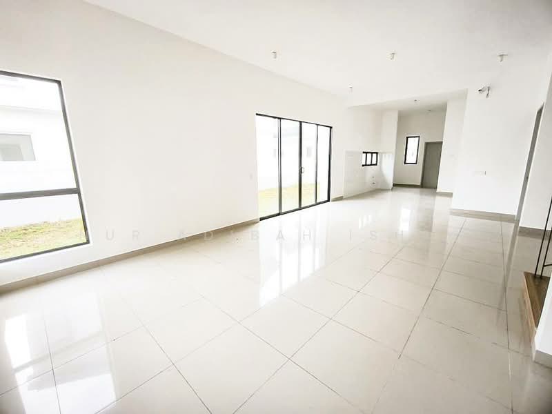 Rumah Berkembar untuk Dijual di Cyber 10 (Cyberjaya) - Nur Adibah Ishak - Living Room - PropertyGuru.com.my