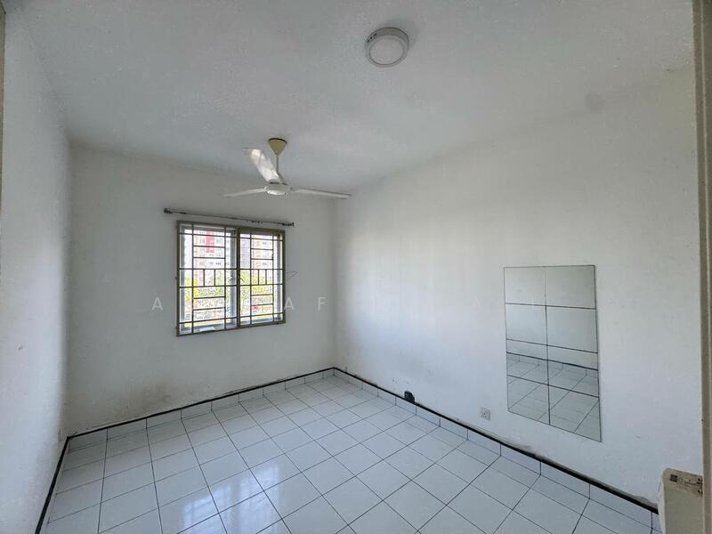 Seri Baiduri untuk Untuk Dijual - RM 330,000, Mac 2026 - Bedroom - PropertyGuru.com.my